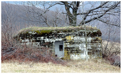 Starý vojenský bunker neďaleko Slanskej huti