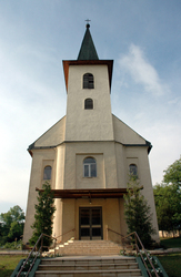 Kostol sv. Martina v Drienovci na fotografii z roku 2007