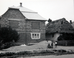 Posledný obytný dom so slamenou strechou v Rozhanovciach