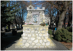 Pamätník Mártona Sepšiho Čombora v Moldave nad Bodvou