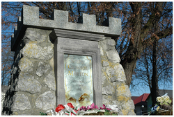 Pamätník Mártona Sepšiho Čombora v Moldave nad Bodvou